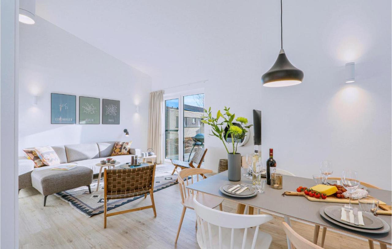 3 Bedroom Awesome Home In Lembruch-Duemmer See Εξωτερικό φωτογραφία